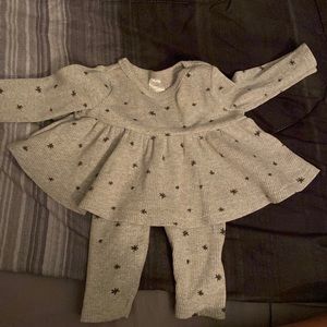 2 piece grey and stars baby set